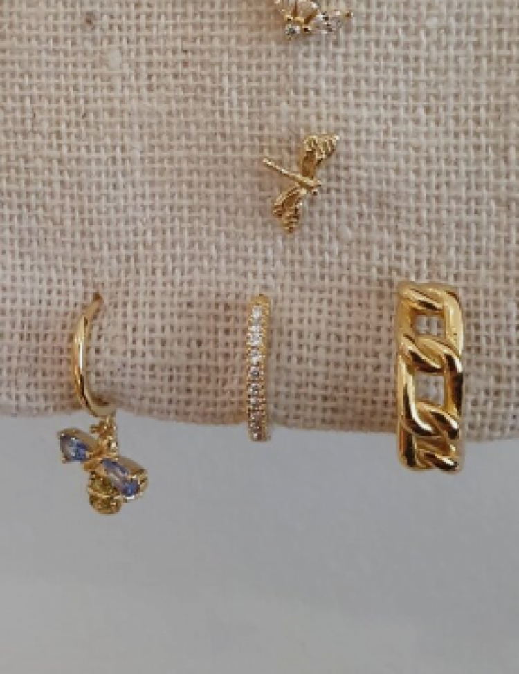 Oorbel Jeanne Midi Strass Gold