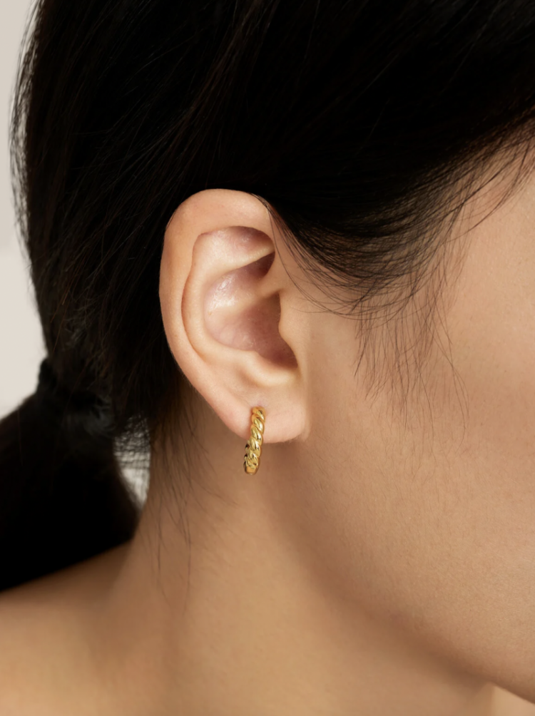 Joanne twisted gold