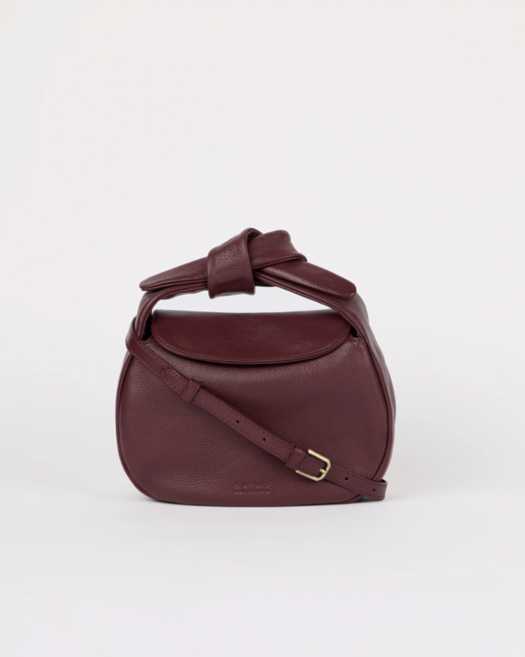 Coco Croissant Dark Cherry
