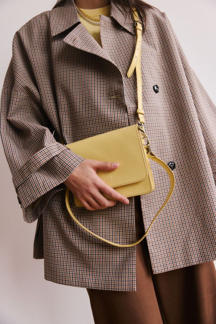 Audrey Mini Butter yellow
