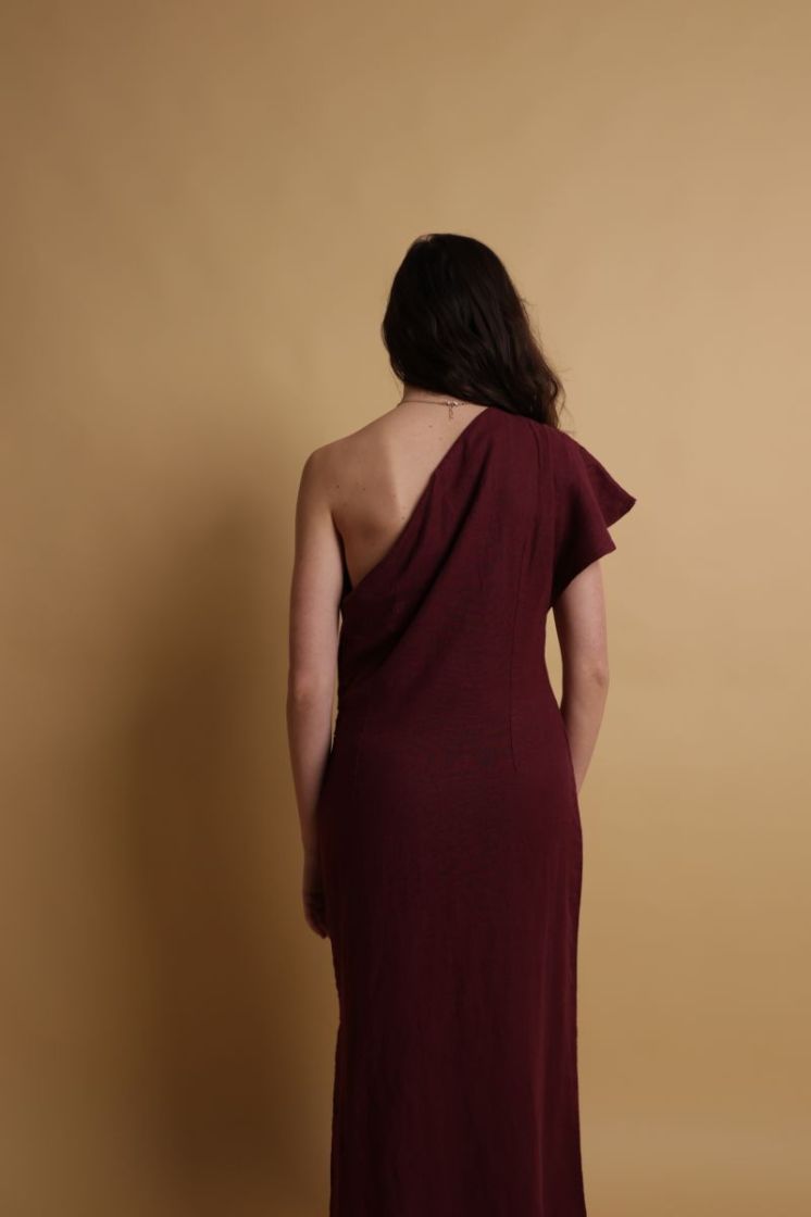 Sasha half shoulder dress Burgundy