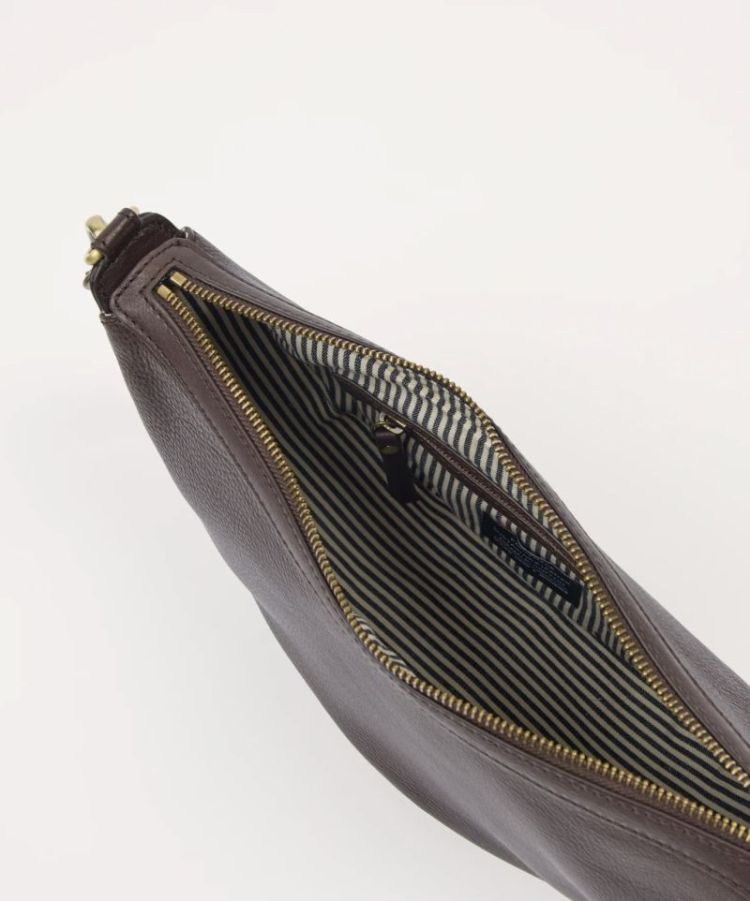 Leo soft grain leather chocolate