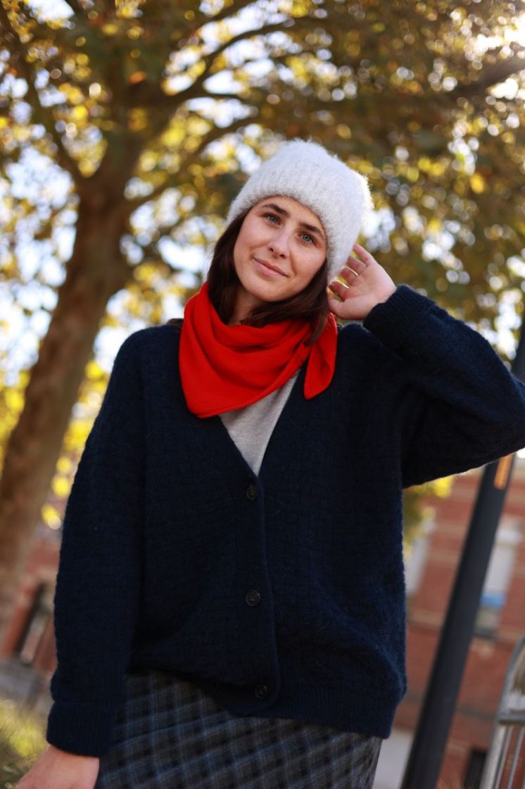 Triangle scarf  Red