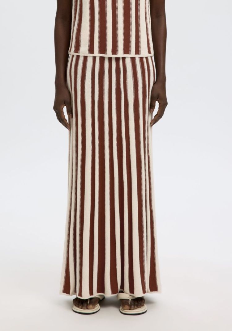Slflina HW knit long skirt Cherry Mahogany