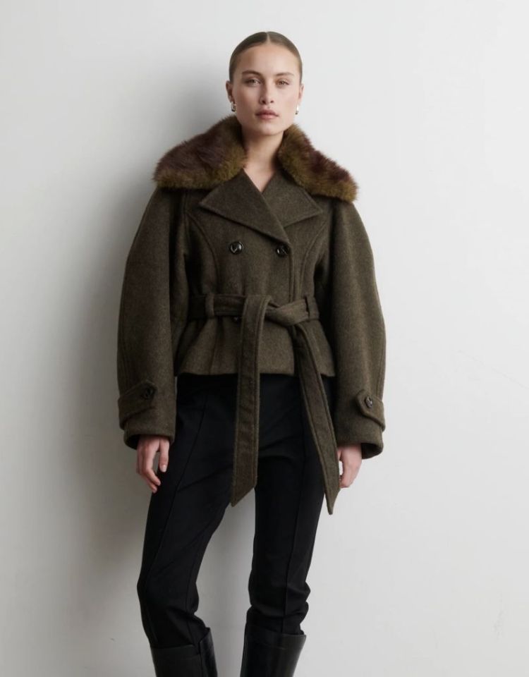 Agola jacket Black olive