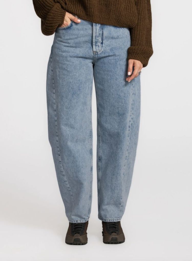 Meryl Jeans Mid blue denim